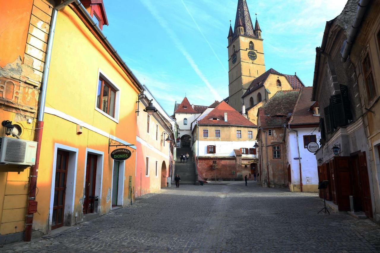 Dioniss Apartment Sibiu Exterior foto